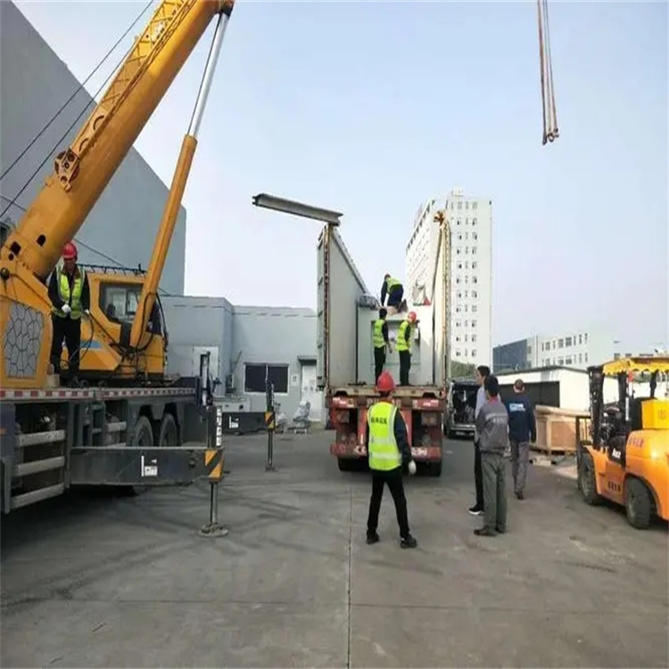 黑水如何找到附近的吊车救援服务