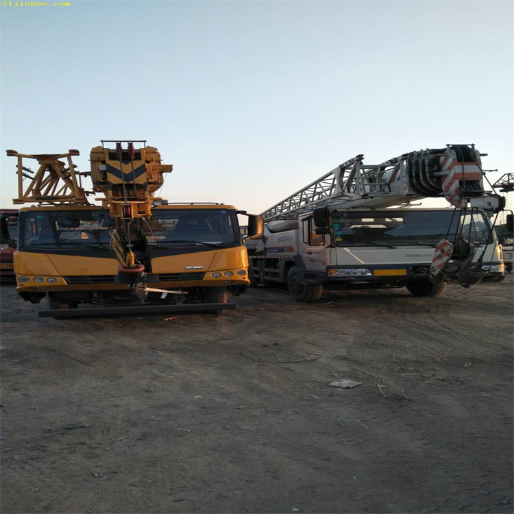 黑水吊车吊挖机正确办法